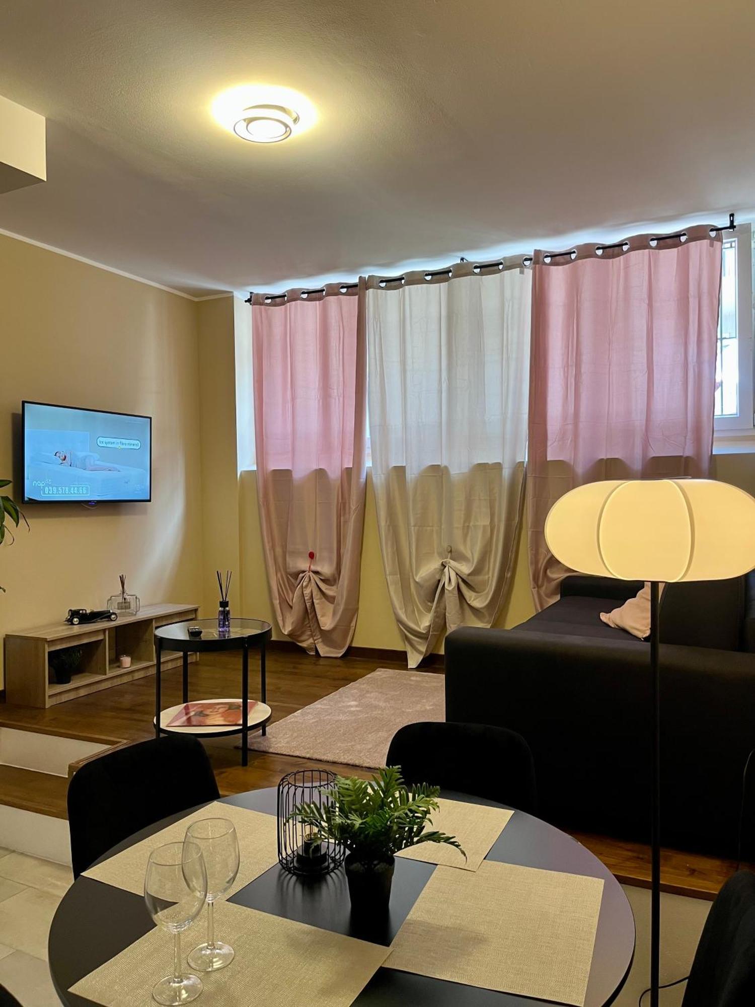 Dimora Chic - A 5 Fermate Dal Duomo Villa Milano Dış mekan fotoğraf